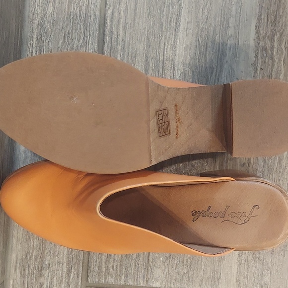 Free People Clogs - Picture 3 of 3